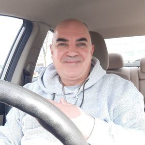 Meet your Posher, Adam